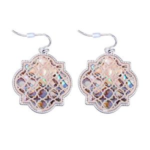 ダングルシャンデリアQuadrifoglio Abalone Filigree earrings for Ladies white shell clover Boutique Jewelry wholesale e7792 zwpon Drop dh0vd