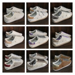 Yeni Moda Kadın Ayakkabı Altın Süper yıldız Sneaker Klasik Beyaz Do-eski Kirli Tasarımcı Erkek Kadın Süperstar Açık Ayakkabı Özelleştirilmiş Fabrika