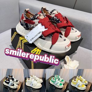 Designer Men Women Casual Shoes Luxury SmileRepublic Shoe Sr Street Sole Chunky Sole Open Back Womens Platform Platform tela Multi-color Mule Sneaker Sneaker Schede