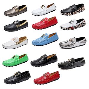 Luxo Metal Buckle Genuine Leather Business Shoes Designer Men Mulheres Padrão de Crocodilo Black Mocassins Mocassins Sapateira Casual Casual Mens Sapatos