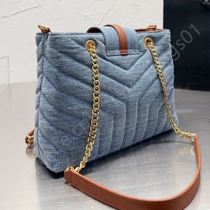 Äkta läder lyxiga designer väskor kvinnor handväskor modepåse sele denim väska dekoration axel bagw metall kedjor crossbody handväska strandsäckar sac de luxe femme