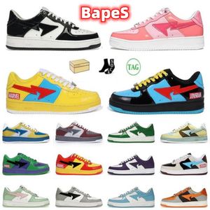 Bapesta bapestas baped sta löpskor sk8 designer camo svart vit grön röd orange kamouflage män kvinnor tränare sport sneakers