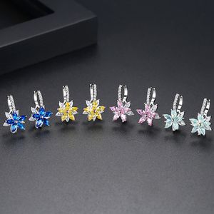 Stilista di moda con fiori di cristallo stalling orecchini vintage di rame sterling cz diamante scintillanti donne orecchini per amante regalo