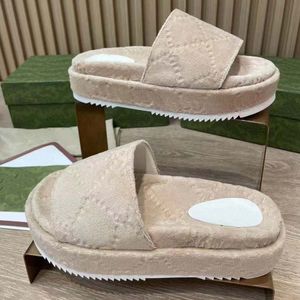 여자 남성 신발 2023 주자 슬라이퍼 슬라이드 샌들 스니커 디자이너 거품 순수한 닉스 황토 뼈 모래 여자 999