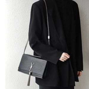 Designerowa torba ręczna marka ramion y szew luksusowy skórzany metalowy łańcuch damski duża pojemność multi -cel czarna skorupa małży666