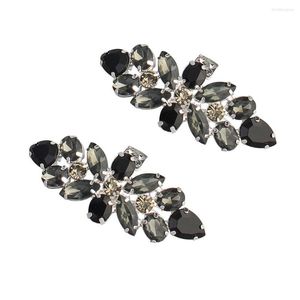 Set di orecchini per collana 2 pezzi Clip per fibbia per scarpe con strass Nero Bianco Accessori bicolore Vetro per tacchi alti Scarpe in pelle Sandali