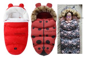 Vinter nyfödd utomhus sovsäck multikolor förtjockande varm spädbarnsvagn designer soversack 0-3 års vindtät kickproof quilt 14 färger