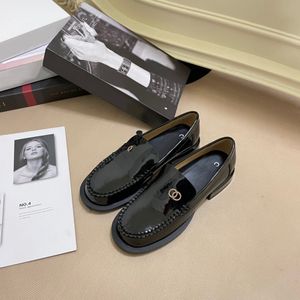 Espadrilles tasarımcı ayakkabı lüks spor ayakkabı kadın gündelik ayakkabı tuval gerçek deri loafers klasik tasarım botları terlik slaytları ayakkabı tarafından s276 002
