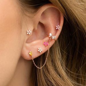 Stud￶rh￤ngen Koreansk rostfritt st￥l Zirkonkedja Piercing f￶r kvinnor Fj￤rilsblommor￶ren Brosk Earring Fashion Jewelry