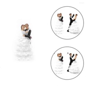 Forniture festive Adorabile resina pregevole fattura Diserbo Coppia Figurine Cake Topper Ornamento nuziale Accessori per la casa