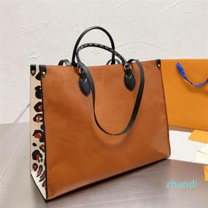 2021 Fashion Ladies Handbag Forced Bag Bare كبيرة السعة عالية الجودة عبر الجسم العلامة التجارية الفاخرة الكلاسيكية تصميم نمط 247T