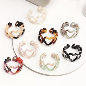 Cluster-Ringe, herzförmiger Öffnungsring, unregelmäßiges Acryl, elegant, trendig, intellektuelles Harz, Freunde, Mädchen, Frauen, Outdoor-Reisen, Schmuck, Geschenk