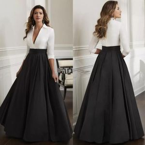 Black White Long Sleeve Mother's Dresses 2023 Stain Deep V Neck Pleated Prom Formal Mother of the Bride Groom Gown