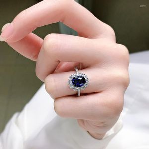 Cluster Rings Charms S925 Sterling Silver Sapphire High Carbon Diamond Ring Luxury Female Simple Friends Regalo Anniversario di matrimonio Natale