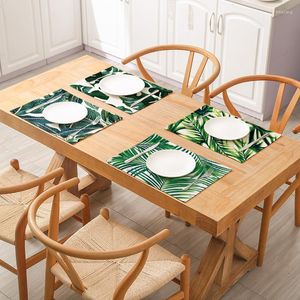 Bordmattor Placemats Green Leaf Plants Table Mat Mattor tryckt för polyesterlinne Kök Vattentät Pad Home Decor 32 42cm/PC