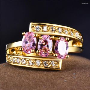 Eheringe Luxus Weibliche Rosa Oval Zirkon Stein Ring Vintage Gelbgold Band Versprechen Kristall Engagement Für Frauen