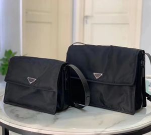 Mode berühmte Luxurys Designer Briefzüge Laptop Computerbeutel recycelte Nylon Herren Brieftasche Arbeitspur