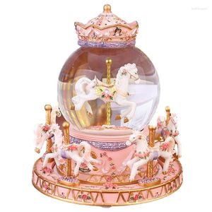 Dekorativa figurer Snöboll Merry-Go-Round Music Box Crystal Ball Year's Present Födelsedag för vänner att skicka Princess Little Girl