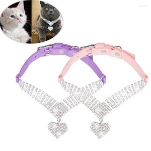 Abbigliamento per cani Accessori per gatti Collana per animali domestici a forma di cuore Collare regolabile in cristallo Love Forniture per la toelettatura Decorazioni per le feste