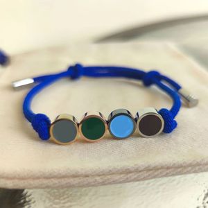 Pulseiras de pulseiras de grife para homens e mulheres moda manual corda manual Ano da corda vermelha do zod￭aco Ajuste Bracelete de casal