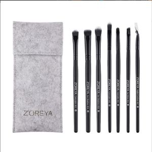 Zoreya Göz Makyaj Fırçaları 7 PCS Profesyonel Göz Farı Fırçası Set Kaşları Karıştırma Kirpik Seti Taşıma Torbası