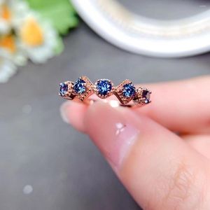 Klusterringar Design Blue Moissanite Ring for Women Jewelry 925 Sterling Silver Lab Diamond Engagement Wedding Party Gift