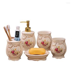 Acessório de banho Conjunto Whyou Ceramic Bathroom Storage With Rose Home Decoration Wedding Love Creative Valentine Gift