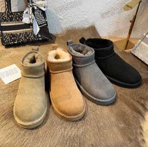 Stivali Donna Classic Ultra Mini Boot Piattaforma Castagna Neve Pelliccia opaca Pelle scamosciata Pelle di pecora Lana Comfort Inverno Autunno Designer Stivaletti alla cavigliaUGG DFGDG23UGGb