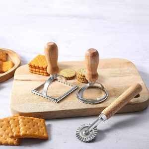 Bakningsverktyg Ravioli Maker Stamp Cutter med trähandtag dumpling pasta spets prägling enhet kakor mögel kök set