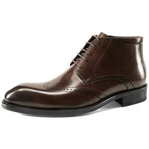Man Leather Chelsea Boot High Top Men Brogues Brogues Toe Coffee Sapatos de Vestido Masculino