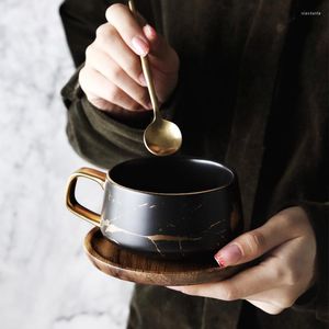 Kubki Nordic Ceramic Coffee Mub Marbled Household Water Breakfast z Lid Spoon Creative Cup and Spacer