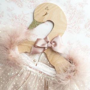 Appendini per bambini Baby Animal Cartone Swan Appendiabiti in legno Rack Home Room Nursery Decor Alta qualità