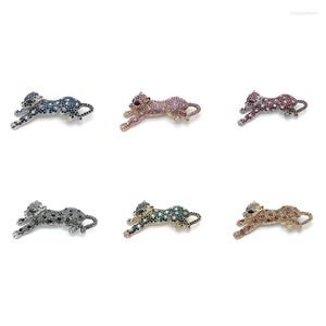 Brooches PD BROOCH 2022 Cute Leopard Feline Clothing Accessories Jewelry Cartoon Fashion For Women Butterfly Pins