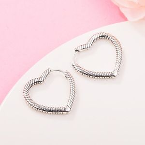 925 Sterling Silver Hoop örhängen Moments Heart Charm passar europeisk pandora stil smycken modeörhängen