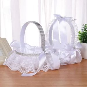 1Pc Wedding Flower Basket Lace Pearl Romantic White Rhinestone Decoration to Wedding Ceremony Party Supply Basket New RRA795