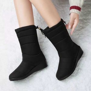 Buty Kobiety w dół śniegu Wodoodporne buty z frędzlami ciepłe futrzane czarne botas botas mujer 221215