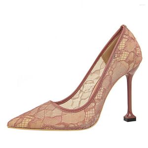 Dress Shoes 17175-11 Fashion Sexy Nightclub Lace Hollow Net Thin Shallow Mouth Pointed High Heel Women's Single