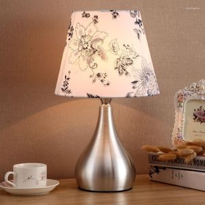 Table Lamps Simple Fabric Lamp Bedroom Bedside Lighting E27 Modern Fashion Decorative