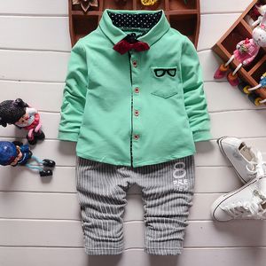 Tute per neonati per bambini Tute Moda Cotone Primavera Autunno Abbigliamento formale Bambini Ragazzo Abbigliamento per bambini Set di abbigliamento 2 pezzi