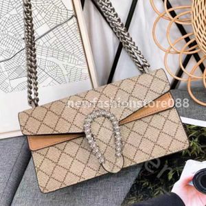 Kvinnor Totes Fashion Famous Designer Väskor Famous Cross Body Messenger New Handbag Shoulder Lady Chain Clutch Plain Plånbok äkta prefekt