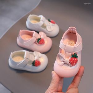 Atletik Ayakkabı 2022 İlkbahar ve Sonbahar Kızlar Bebek Prenses Çilek Yumuşak Yürümeye Başlayan Çocuklar Sevimli Yay Knot Moda Daireleri