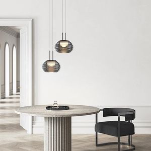 Lampy wisiork włoski minimalistyczny sypialnia nocny mały żyrandol Nordic Designer Creative Restaurant Bar Ganek czarny szklanka