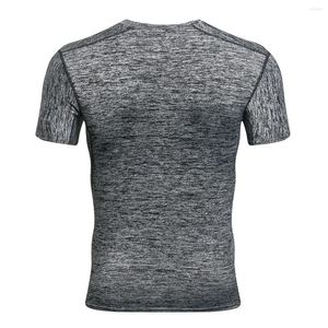 メンズTシャツ夏の屋外クイック乾燥Tシャツ服半足サッカーユニフォームバスケットボールスウェットシャツタイツフィットネス