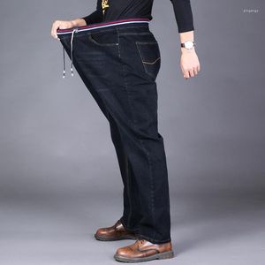 Мужские джинсы осень зимняя эластика большого размера 46 свободных плюс прямые тонкие брюки 48 для мужчин 44