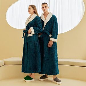 Mäns sömnkläder vinter dubbelskikt förtjockar flanell män duschrock par lyxiga jacquard badrummor varm kimono frerry lång förband