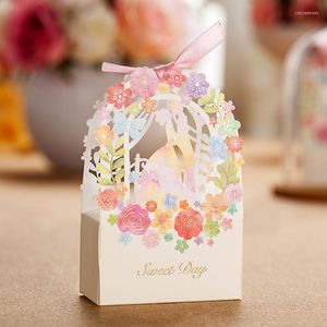 Gift Wrap 50/100pcs Flower Candy Box Creative Hollow Chocolate Packaging Boxes Wedding Event Bag Bride Groom Style