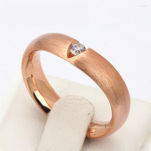 Eheringe ZHOUYANG Einfache Frauen Top QualitätCubic Zirkonia Draht Zeichnung Prozess Rose Gold Farbe Liebhaber Ring Volle Größen ZYR435 ZYR436