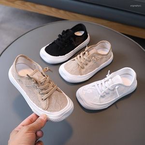 Athletic Shoes 2022 Summer Breattable Air Mesh Spot for Girls and Boy Soft Sole Retro Style Woven Surface Casual Flats Non-Slip