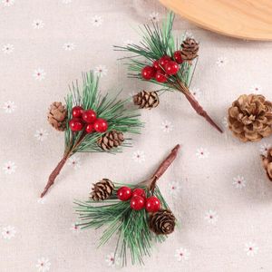 Dekorativa blommor Pine Christmas Artificial Picks Stems Pinecones Berry Conesbranches Small Decoration Red Berries Fauxdecor Wreath