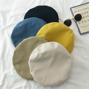 As tampas de bola fazem a empresa oferece as alunos que se sentem simples, chapéu de cor pura e multicolor boina de moda 221031